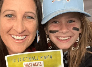 top 10 football mom must-haves